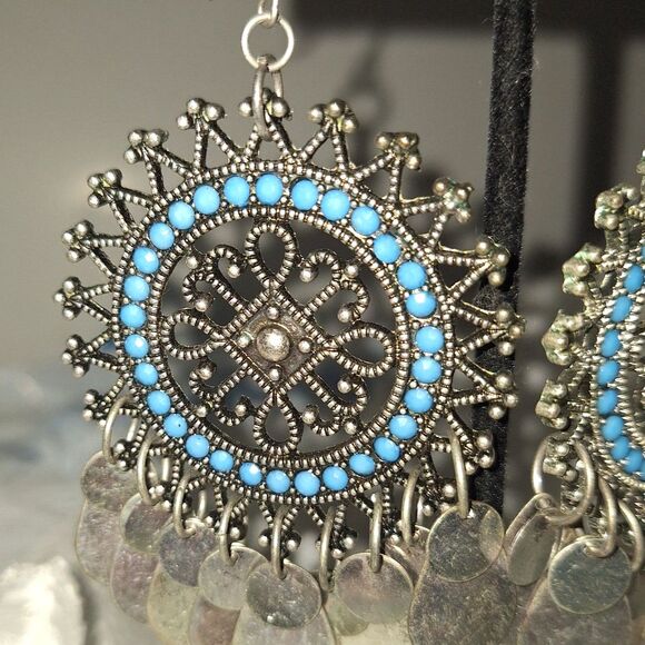 Women's Earrings Large Dangle Drop Discs Blue Beaded Native American Boho Hippie - Picture 3 of 7
